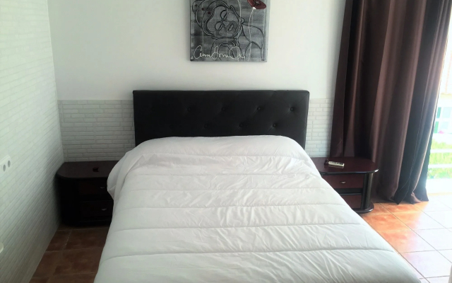 House With 3 Bedrooms in Puerto de Alcudia, With Private Pool and Encl - Hotel in Alcudia - Photo 2