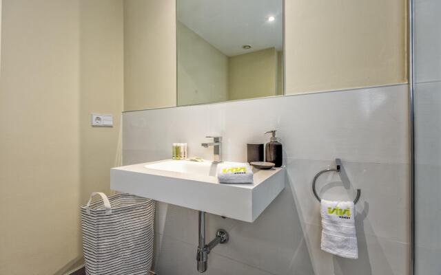 Luca in Fuengirola with 2 bedrooms and 2 bathrooms