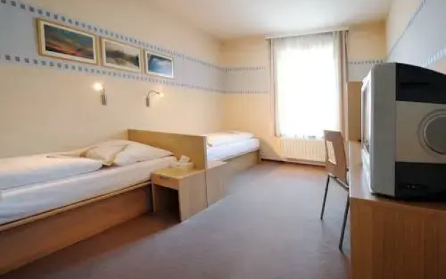 Atlantic Beach Hotel