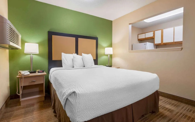 Extended Stay America Detroit Warren