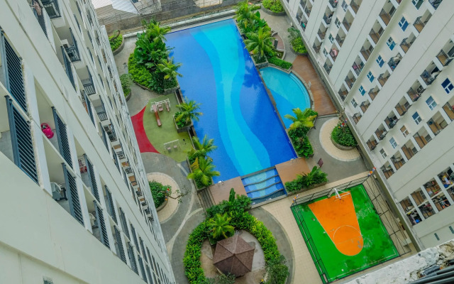 Cozy and Compact Cinere Resort Studio Apartment