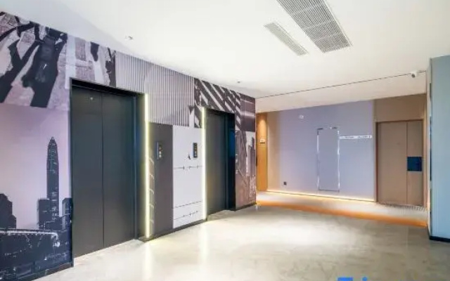 Ni Hao Hotel (Dezhou Laoling Debaiguangchang)