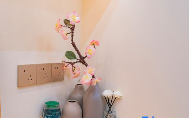 Mount Emei Jiuyue Homestay (Emeishan Scenic Area Zero Kilometer Branch)