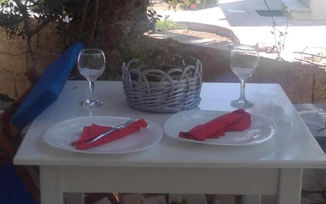 Kikis Refurbished Apartment a Veranda Dream