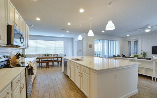 Sonoma- 7 Bedroom Pool Home- 1852SN