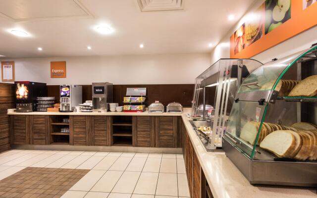 Holiday Inn Express Colchester by IHG