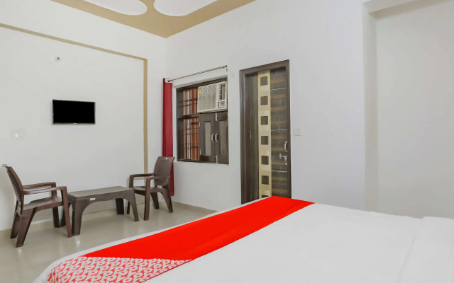 R P Residency by OYO Rooms
