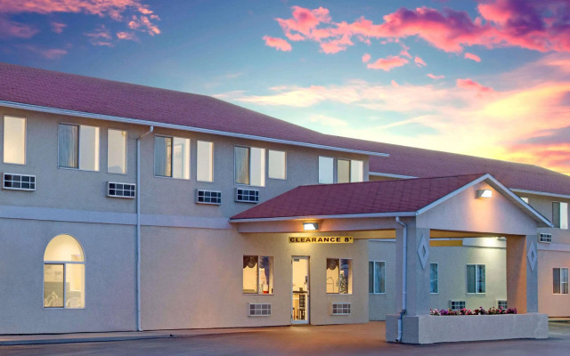 Super 8 by Wyndham Vernal UT