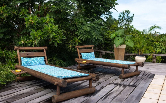 Suites Com Piscina Outeiro - Espelho