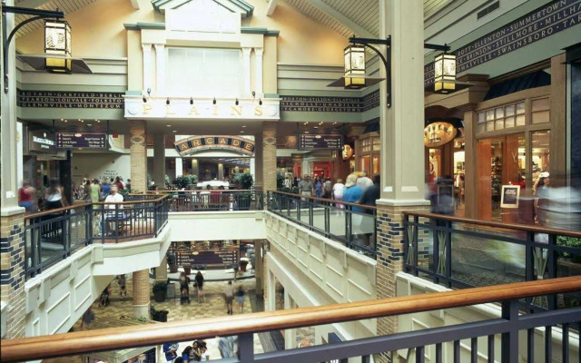 Hampton Inn Atlanta-Mall Of Georgia