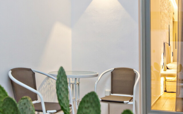 Levantes Luxury Suites I & II