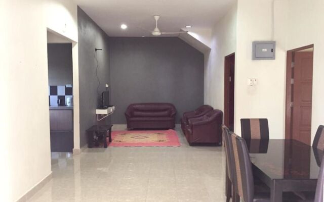 OYO HOME 90280 Darussalam Homestay