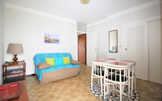 ESTORIL - T2 avec parking au coeur de la station