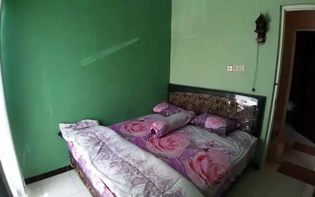 Ken's Villa 8 Malang - Two Bedroom