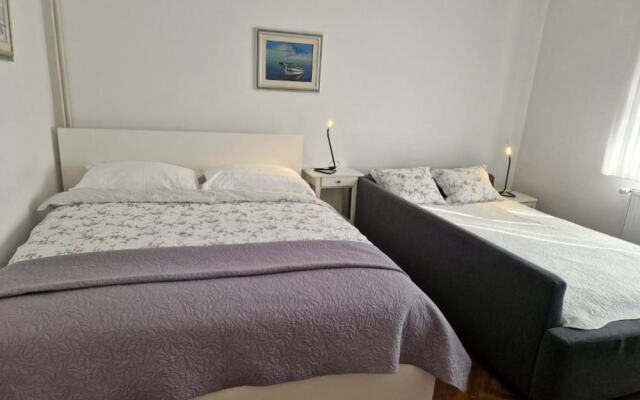 Apartments Lavanda Idila
