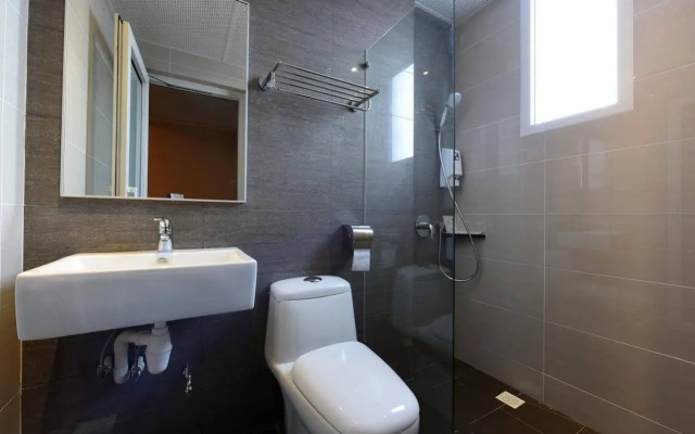 Ibis Budget Singapore Crystal