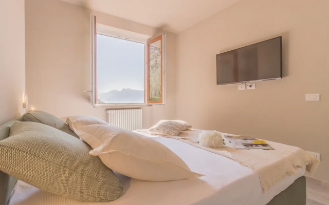 MariÃ¹ Apartment Varenna