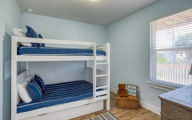 Beach Retreat #49292 - 5 Br Home