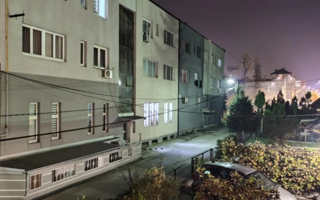 Trosoban stan u Zenici