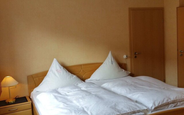 Beautiful Apartment in Lirstal Near Forest