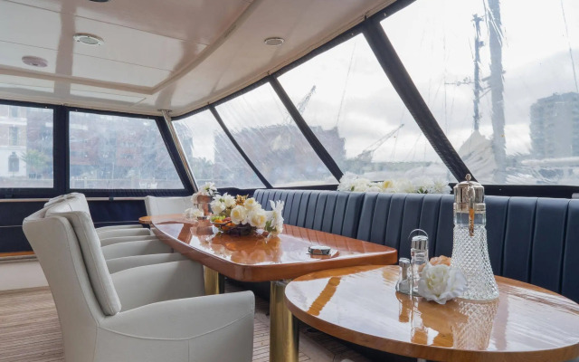 Christina Onassis Yachthotel