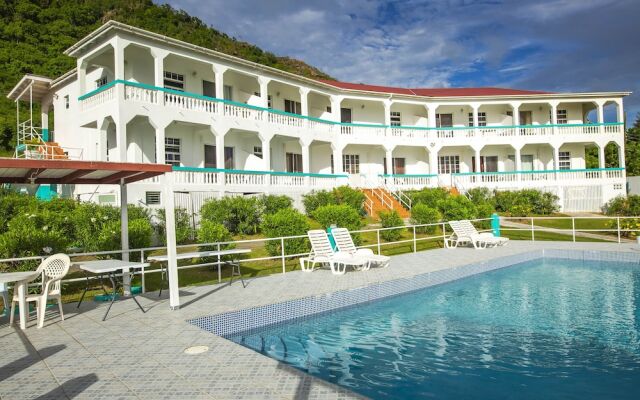 Royal Cove Hotel