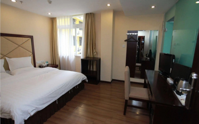 Xinghe Taixiang Hotel (Zhanqian Road Branch)