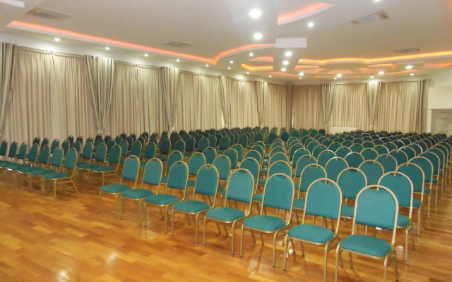 El Shadai Park Hotel