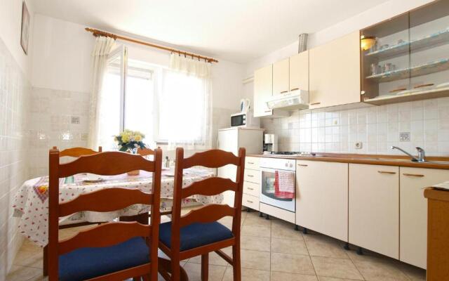 Apartments Marija 841
