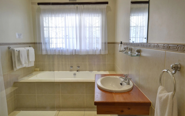 Sundown Manor Guest House