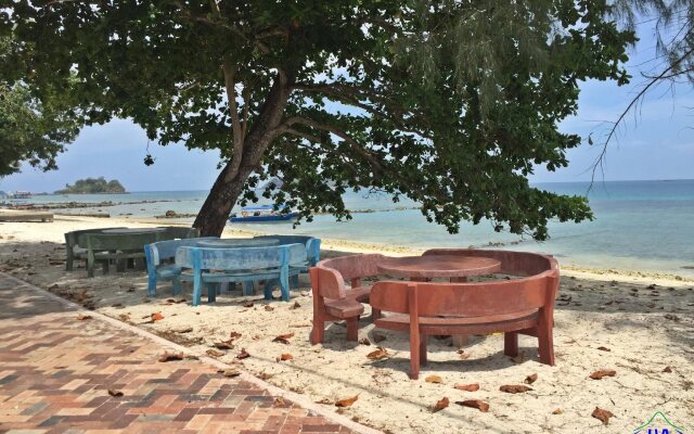 SHAZ Resort Pulau Tinggi