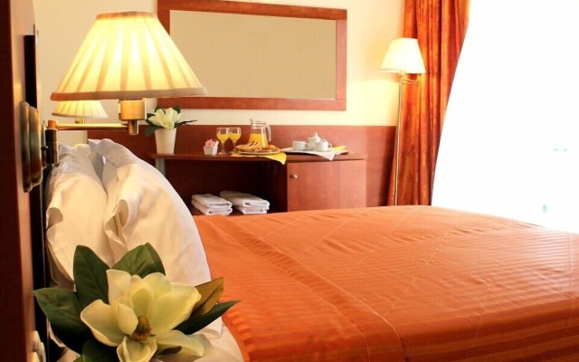 Galaxy Hotel