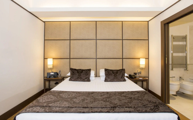 The Independent Hotel