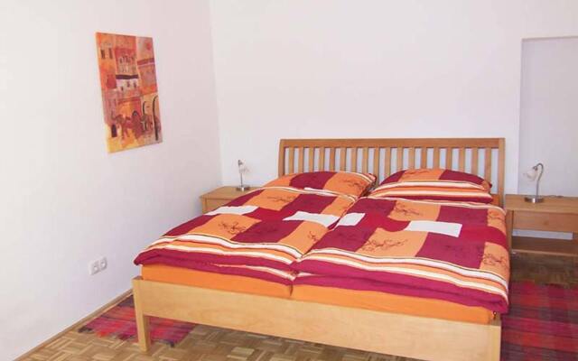 Apartment Center