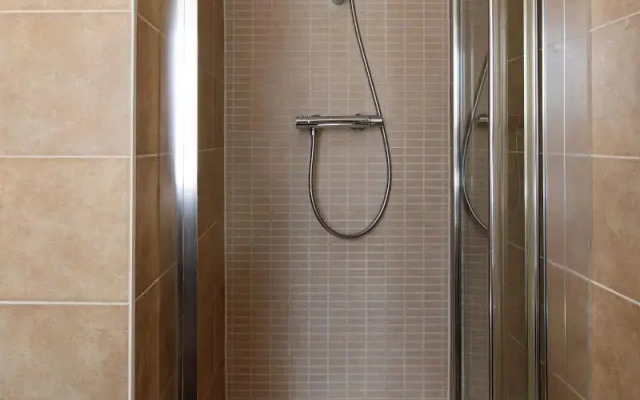 Round House Apartments