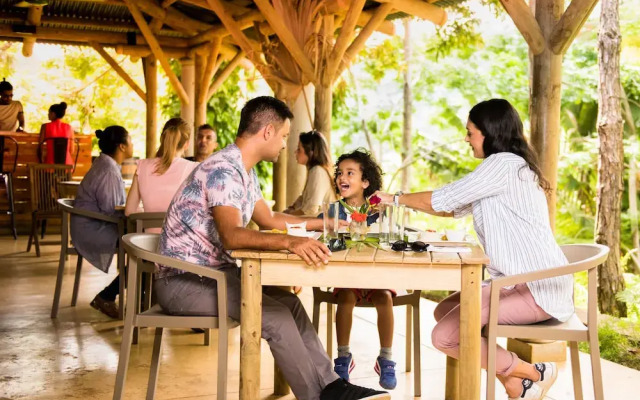 L'Exil Lodges