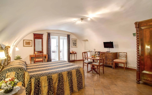 Navona Gallery Suites