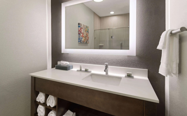 La Quinta Inn & Suites By Wyndham Kokomo