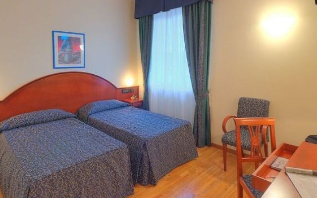 Recina Hotel