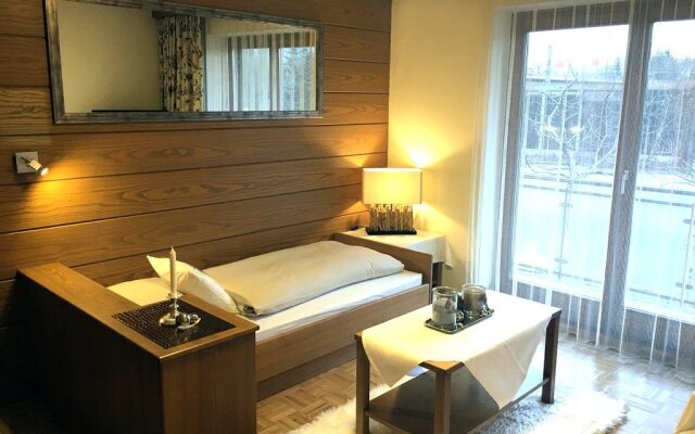 Ferienwohnungen - Appartements Pension Zollner