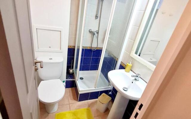 Appartement Six-Fours-les-Plages, 3 pièces, 4 personnes - FR-1-316-282