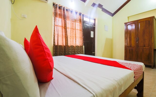 OYO 22847 Lobo's Guest House