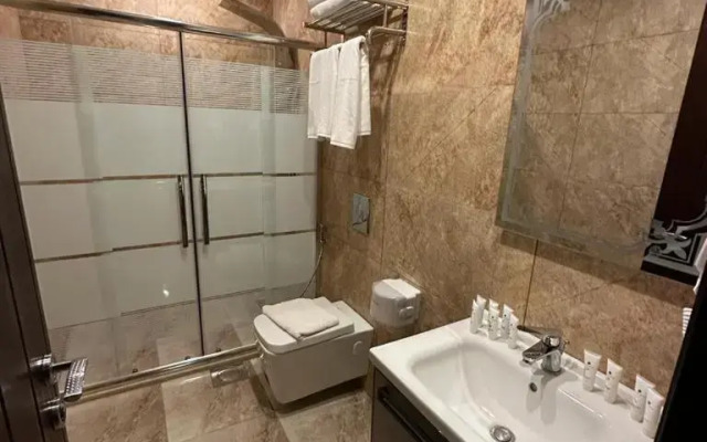 Shaqilath Hotel