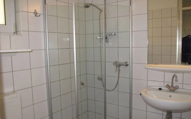 House Tossens Tossens 27356