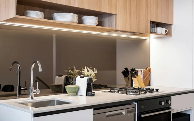 Hobson Apartments by Urban Rest