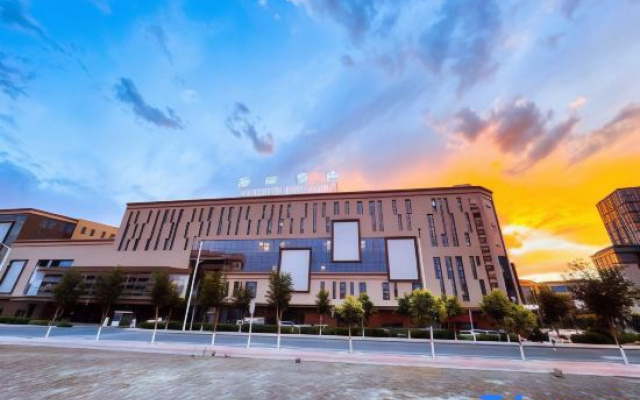 Rezen Select Hotel – Exterior – Karamay