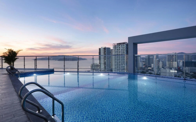 D'Qua Hotel