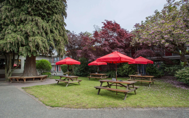 Ramada by Wyndham Duncan Cowichan Valley