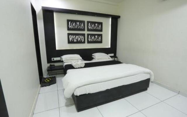 Hotel Paramount Inn