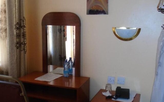 Kolol Riverside Resort